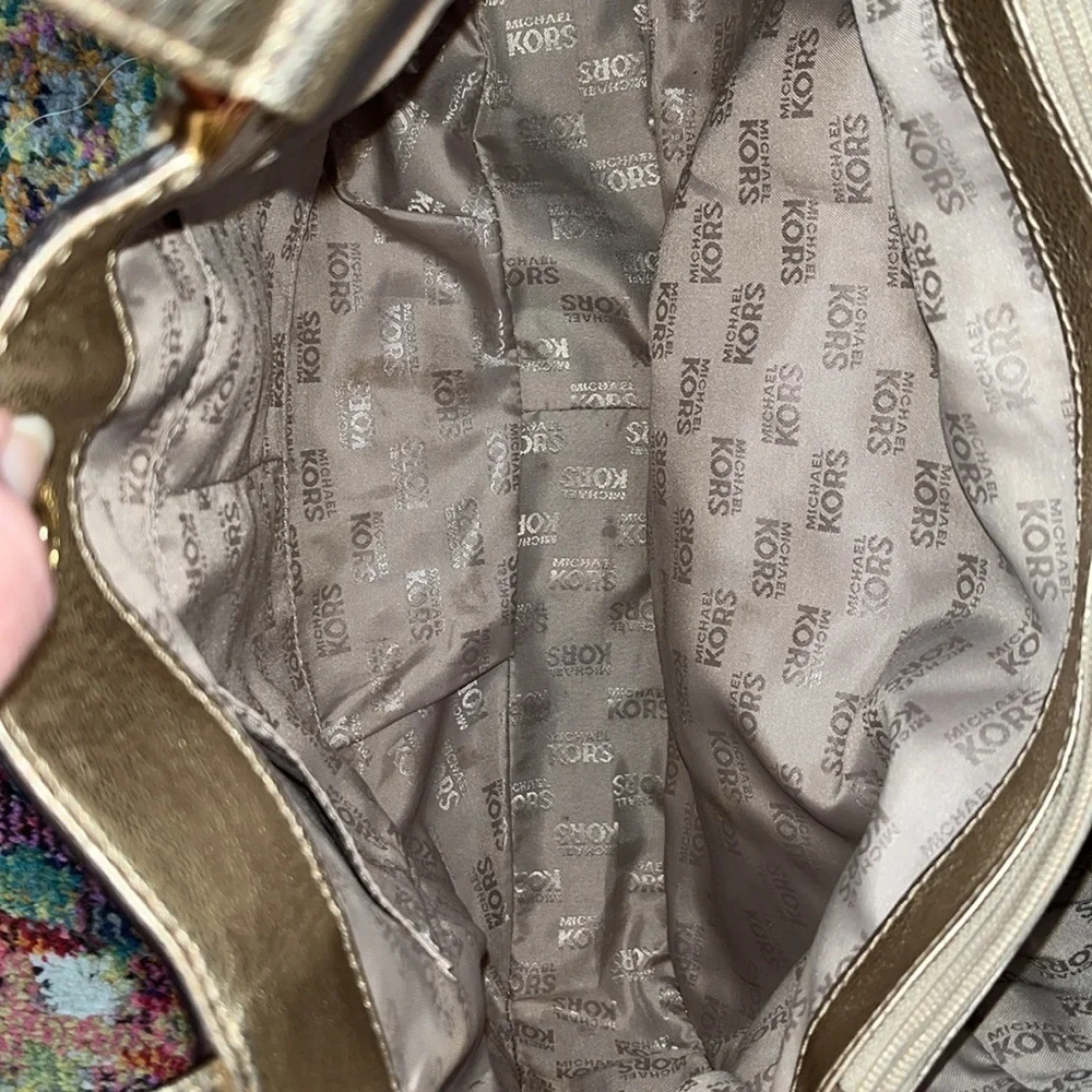 Michael Kors  shoulder bag   gold metallic leather  Gold tone hardw EUC